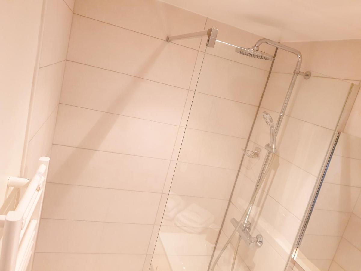 Spacieux Appartement Au Calme 15Min Sud De Lyon Proche Metro Et Gare Confluence Aquarium Gerland Oullins Zewnętrze zdjęcie